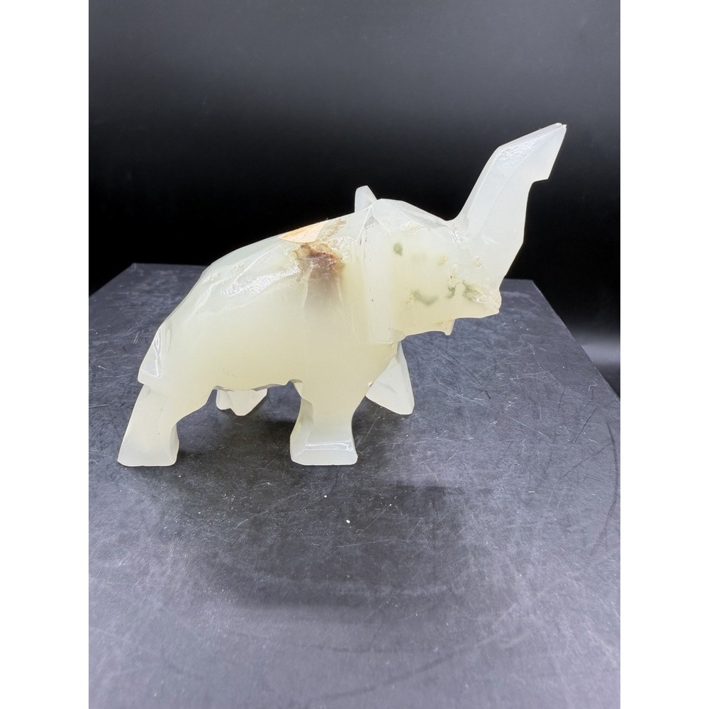 🐘 Hand‑Carved Onyx Elephant Figurine – Vintage Stone Decor – EUC ✨